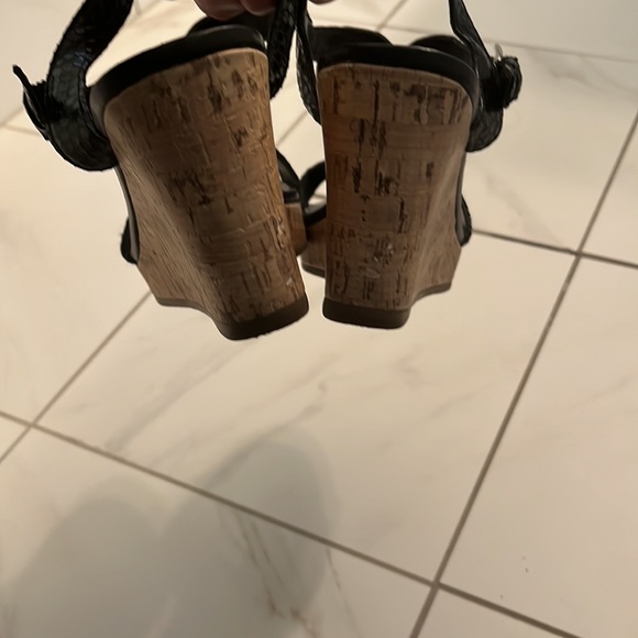 Kelly & Katie Wedge heels - Picture 6 of 6